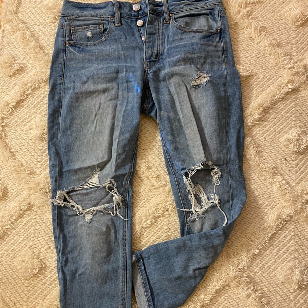 American Eagle “Tomgirl” jeans